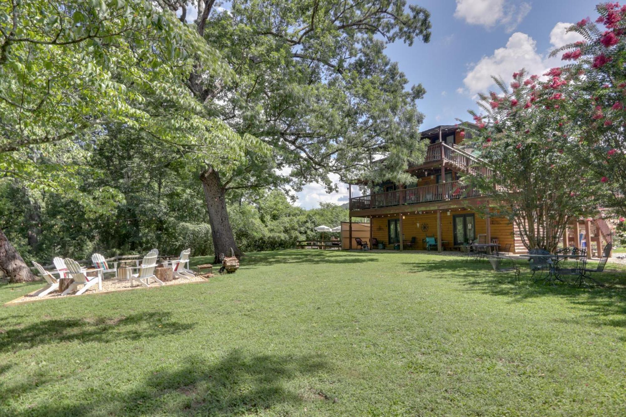 Riverfront Townsend Apt - 18 Miles To Pigeon Forge Exterior photo
